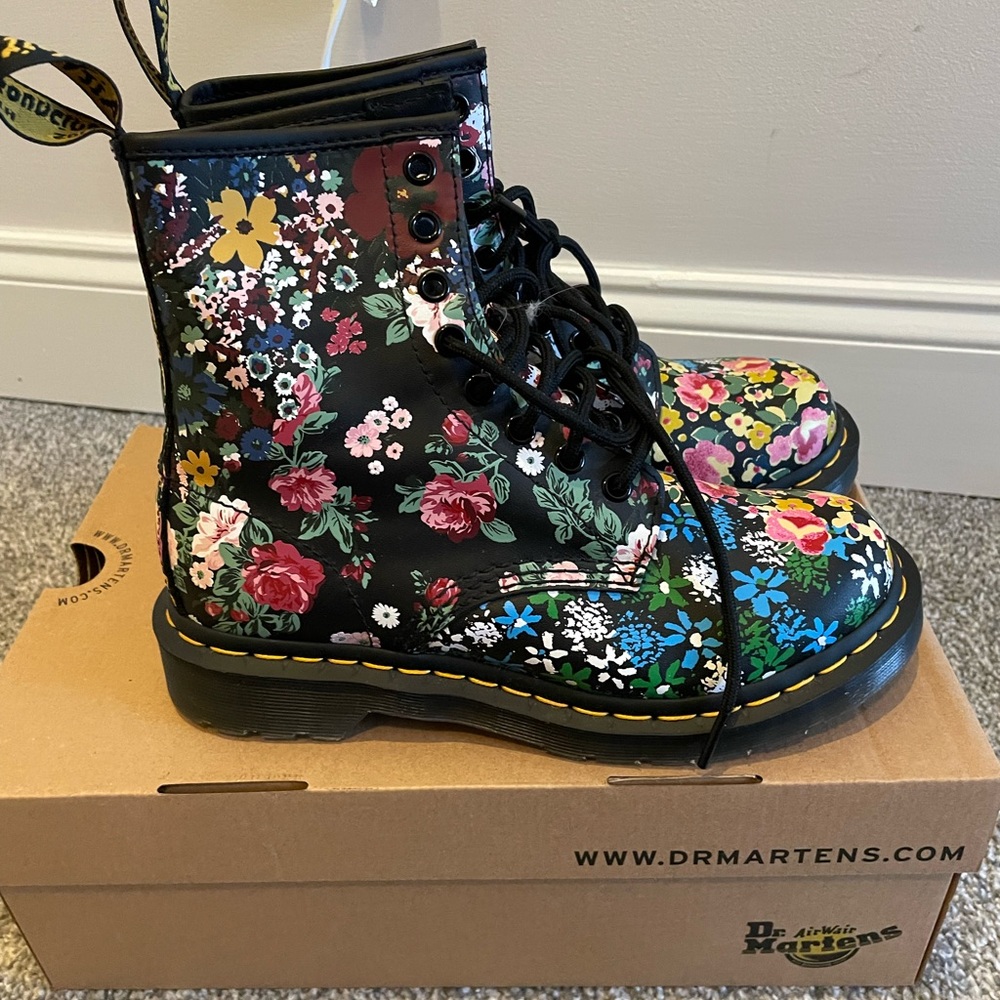1460 pascal boot - Picture 5 of 5
